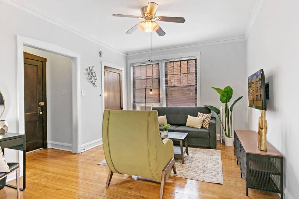 Well-Furnished 1Br Apt In Popular Spot - Belmont J3 Chicago Buitenkant foto