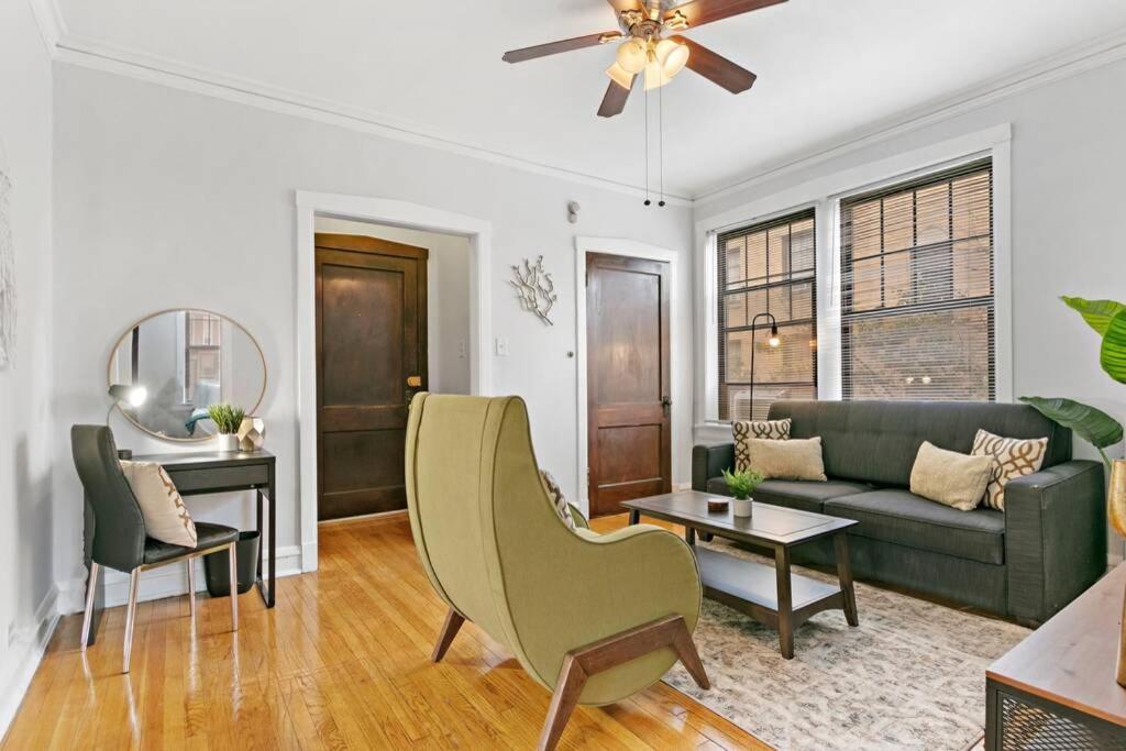 Well-Furnished 1Br Apt In Popular Spot - Belmont J3 Chicago Buitenkant foto